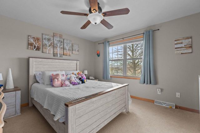 708 SAUNDERS ROAD, Kaukauna, WI 54130