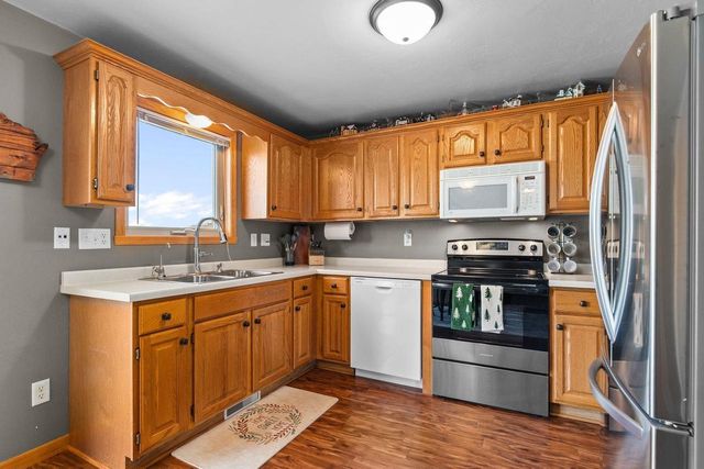 708 SAUNDERS ROAD, Kaukauna, WI 54130