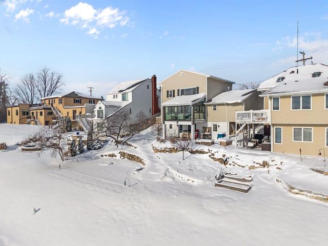 111 CANAL STREET, Little Chute, WI 54140