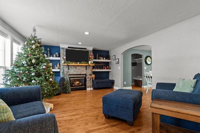 111 CANAL STREET, Little Chute, WI 54140