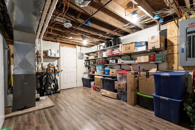 111 CANAL STREET, Little Chute, WI 54140