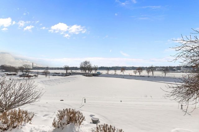 111 CANAL STREET, Little Chute, WI 54140