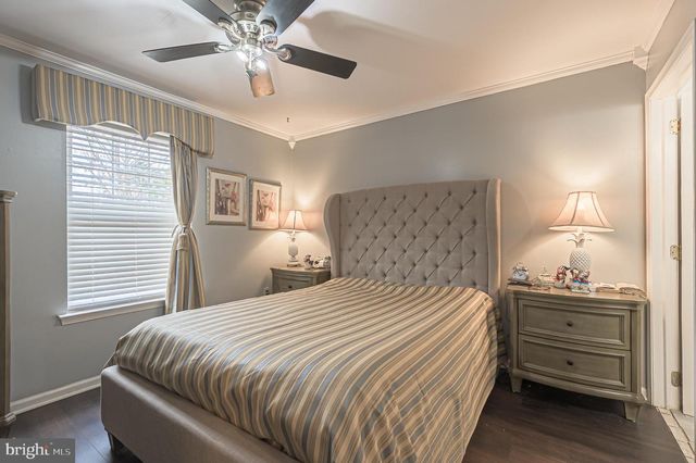 303 MARTIN L KING AVE, Egg Harbor Township, NJ 08234