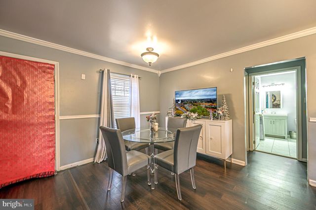 303 MARTIN L KING AVE, Egg Harbor Township, NJ 08234