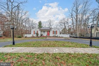 303 MARTIN L KING AVE, Egg Harbor Township, NJ 08234