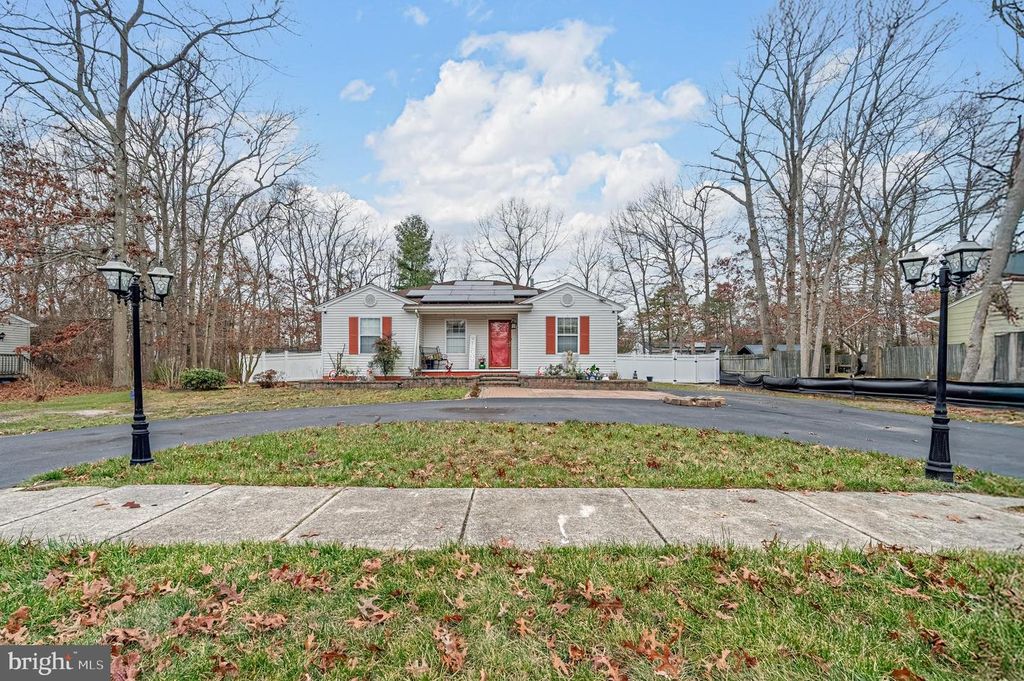 303 MARTIN L KING AVE, Egg Harbor Township, NJ 08234