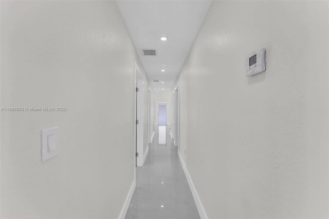 7690 NW 17th Pl, Miami, FL 33147