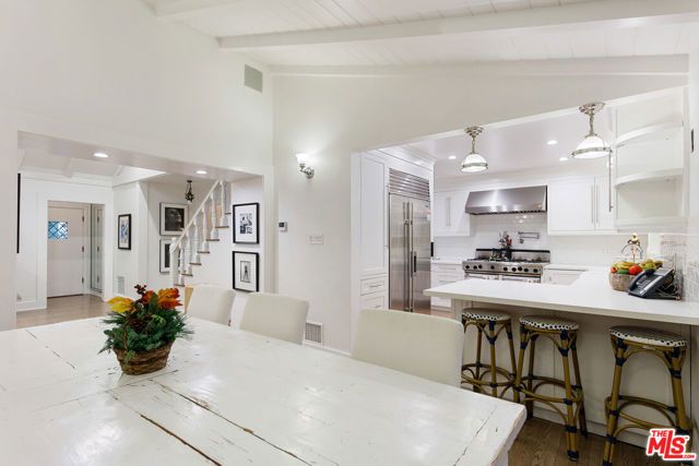 1760 Nichols Canyon Road, Los Angeles, CA 90046