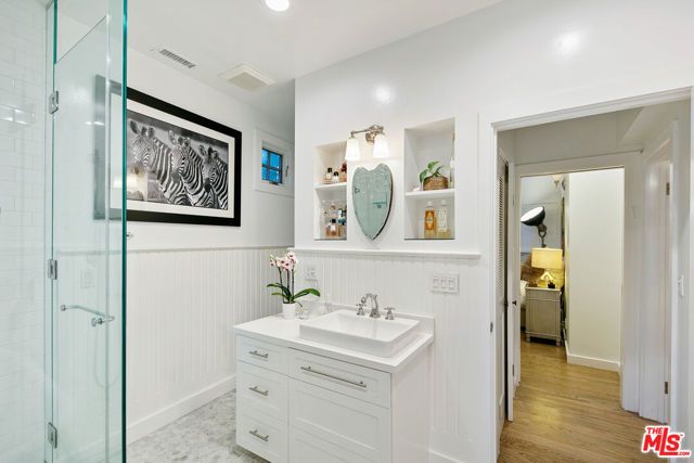 1760 Nichols Canyon Road, Los Angeles, CA 90046