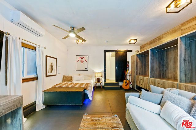 1760 Nichols Canyon Road, Los Angeles, CA 90046