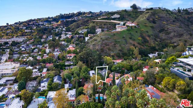 1760 Nichols Canyon Road, Los Angeles, CA 90046