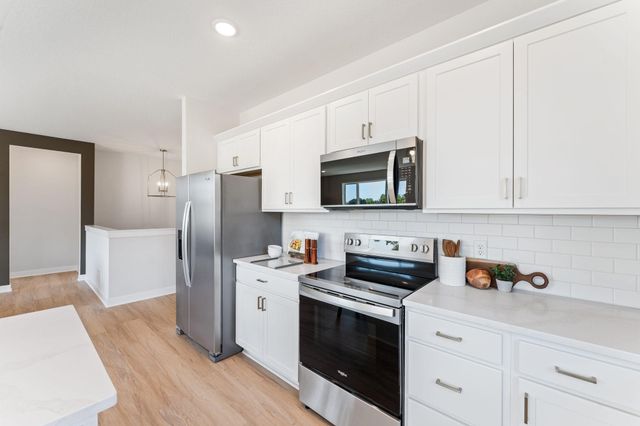 1125 Legacy Parkway, New Richmond, WI 54017