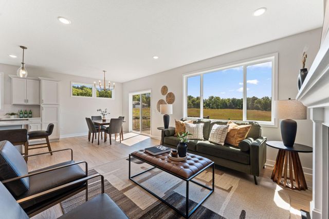 1125 Legacy Parkway, New Richmond, WI 54017