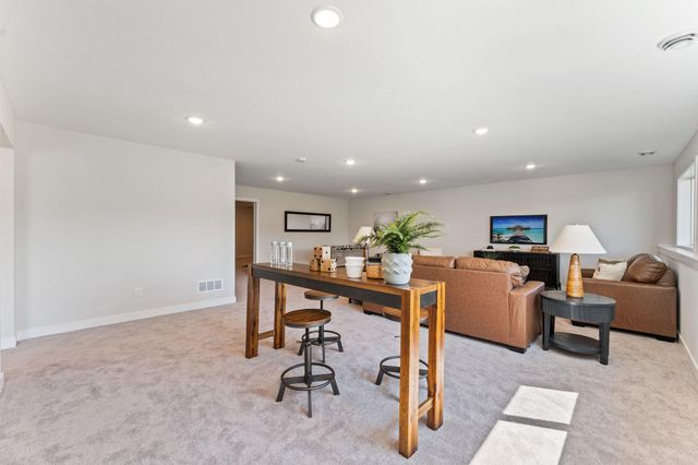 1125 Legacy Parkway, New Richmond, WI 54017