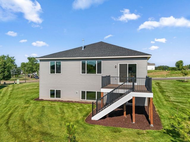 1125 Legacy Parkway, New Richmond, WI 54017