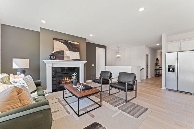 1125 Legacy Parkway, New Richmond, WI 54017