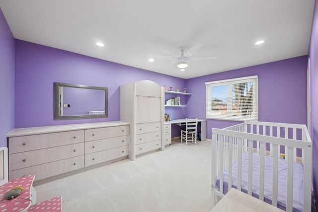 800 Downing Street, Northbrook, IL 60062