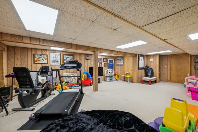 800 Downing Street, Northbrook, IL 60062