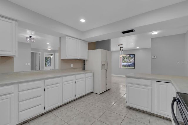 1137 N CHICKASAW TRAIL, Orlando, FL 32825