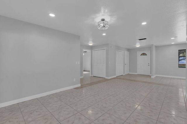 1137 N CHICKASAW TRAIL, Orlando, FL 32825