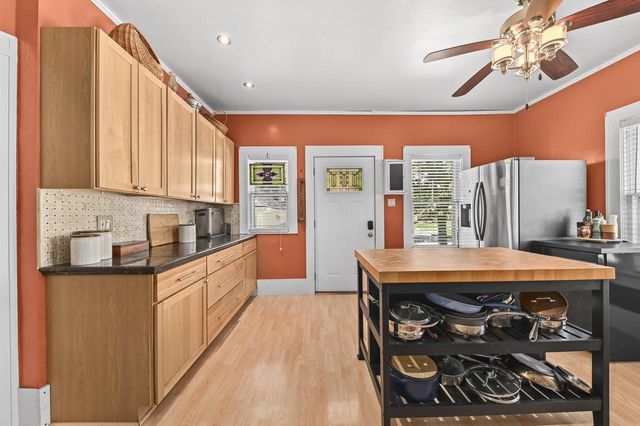 1557 N 50th PLACE, Milwaukee, WI 53208