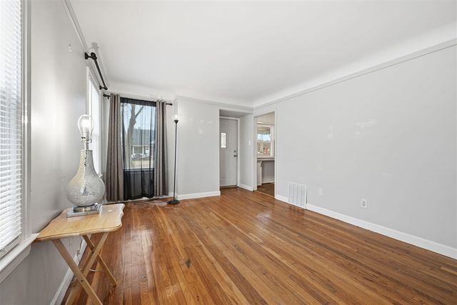 2194 Leblanc Street, Lincoln Park, MI 48146