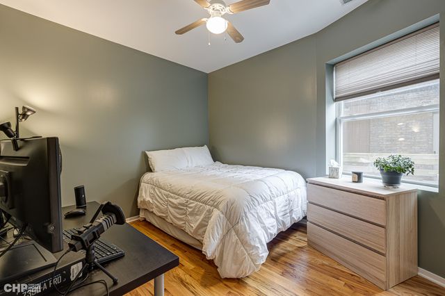 3124 W Cullom Avenue 2, Chicago, IL 60618