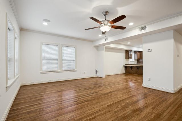 1909 W Lamar Street, Houston, TX 77019