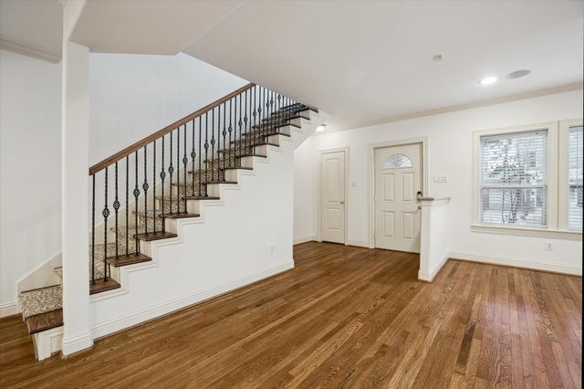 1909 W Lamar Street, Houston, TX 77019