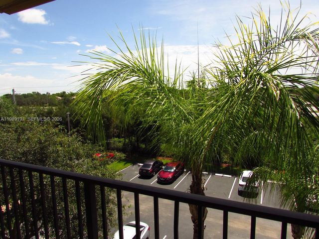 1400 SW 124th Ter 410Q, Pembroke Pines, FL 33027