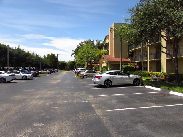 1400 SW 124th Ter 410Q, Pembroke Pines, FL 33027