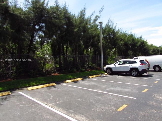 1400 SW 124th Ter 410Q, Pembroke Pines, FL 33027