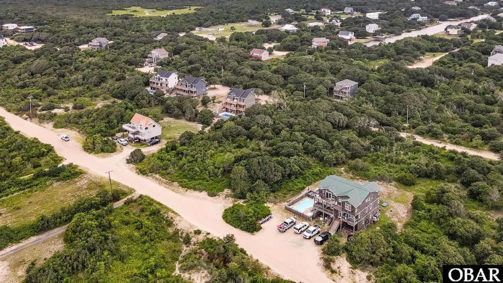 Image 8 of property listing at 2118 Sandfiddler Road, Corolla, NC 27927