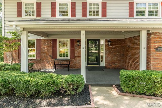 1524 Pheasant Ridge Drive, Ellisville, MO 63011