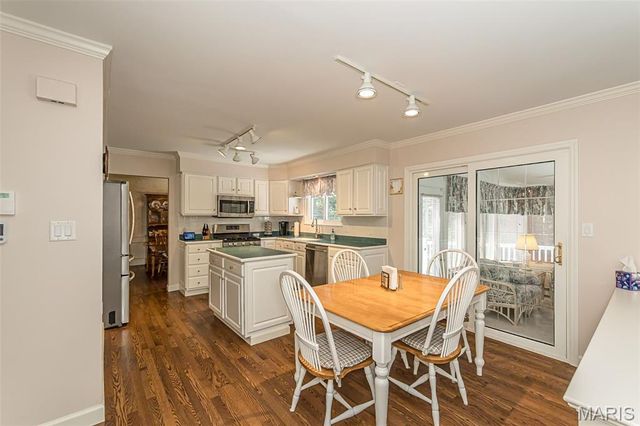 1524 Pheasant Ridge Drive, Ellisville, MO 63011