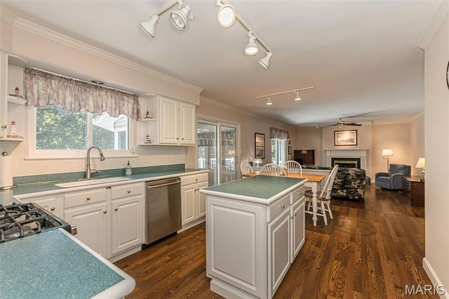 1524 Pheasant Ridge Drive, Ellisville, MO 63011