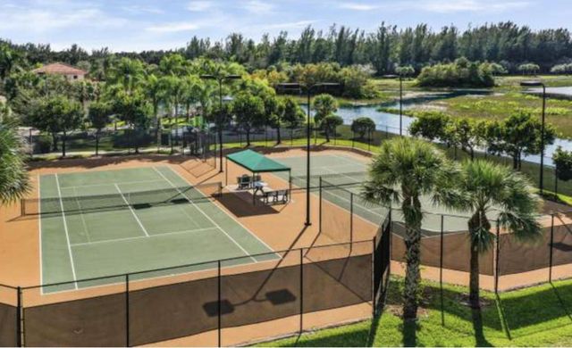 10671 Old Hammock Way, Wellington, FL 33414