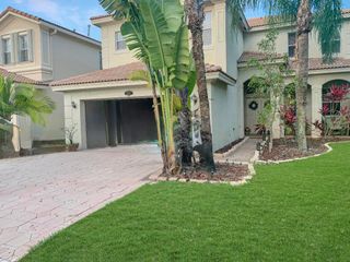 10671 Old Hammock Way, Wellington, FL 33414