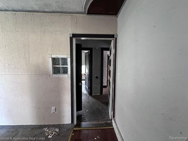 2505 W Buena Vista Street, Detroit, MI 48238