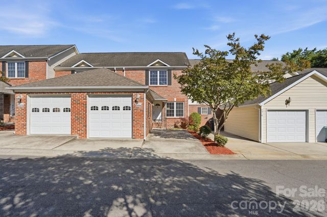 4322 Laurel Hill Lane, Charlotte, NC 28217