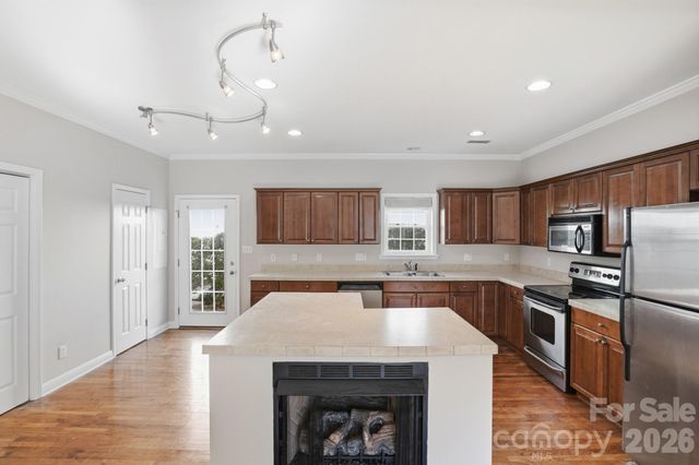 4322 Laurel Hill Lane, Charlotte, NC 28217