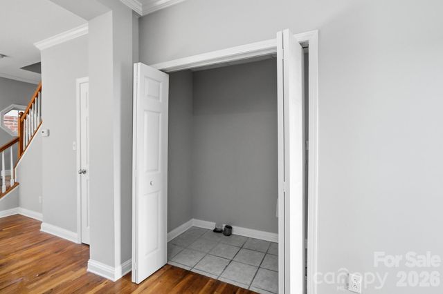 4322 Laurel Hill Lane, Charlotte, NC 28217