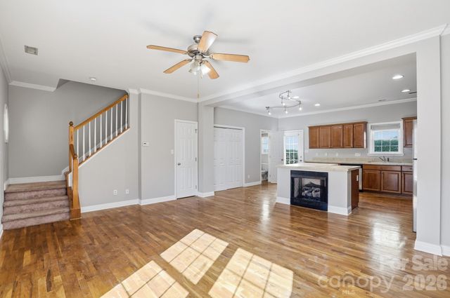 4322 Laurel Hill Lane, Charlotte, NC 28217