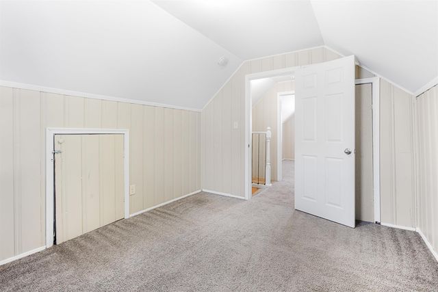 21925 Elroy Avenue, Warren, MI 48089