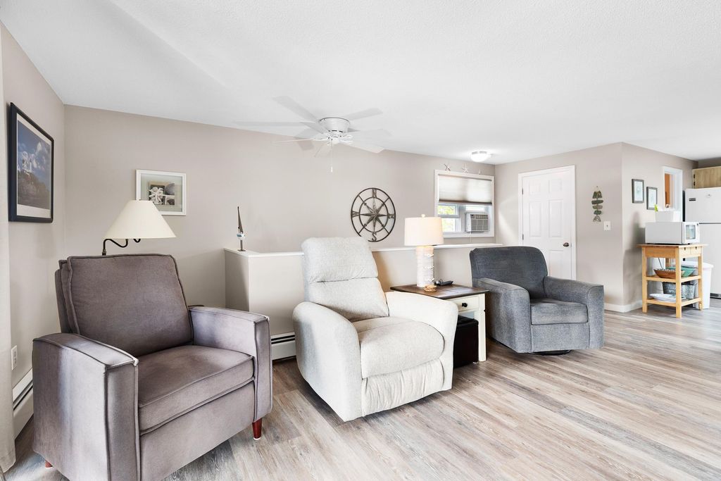 Image 19 of property listing at 14 Fellows Avenue # 2, Hampton, NH 03842