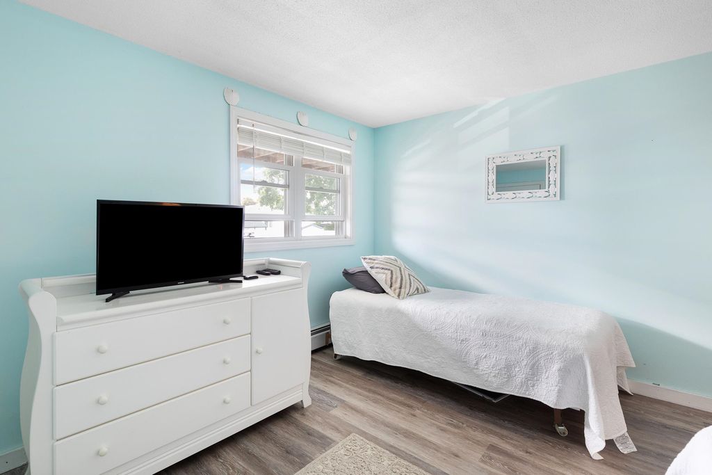 Image 25 of property listing at 14 Fellows Avenue # 2, Hampton, NH 03842