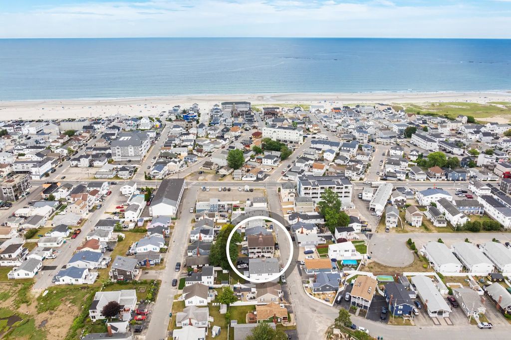 Image 30 of property listing at 14 Fellows Avenue # 2, Hampton, NH 03842