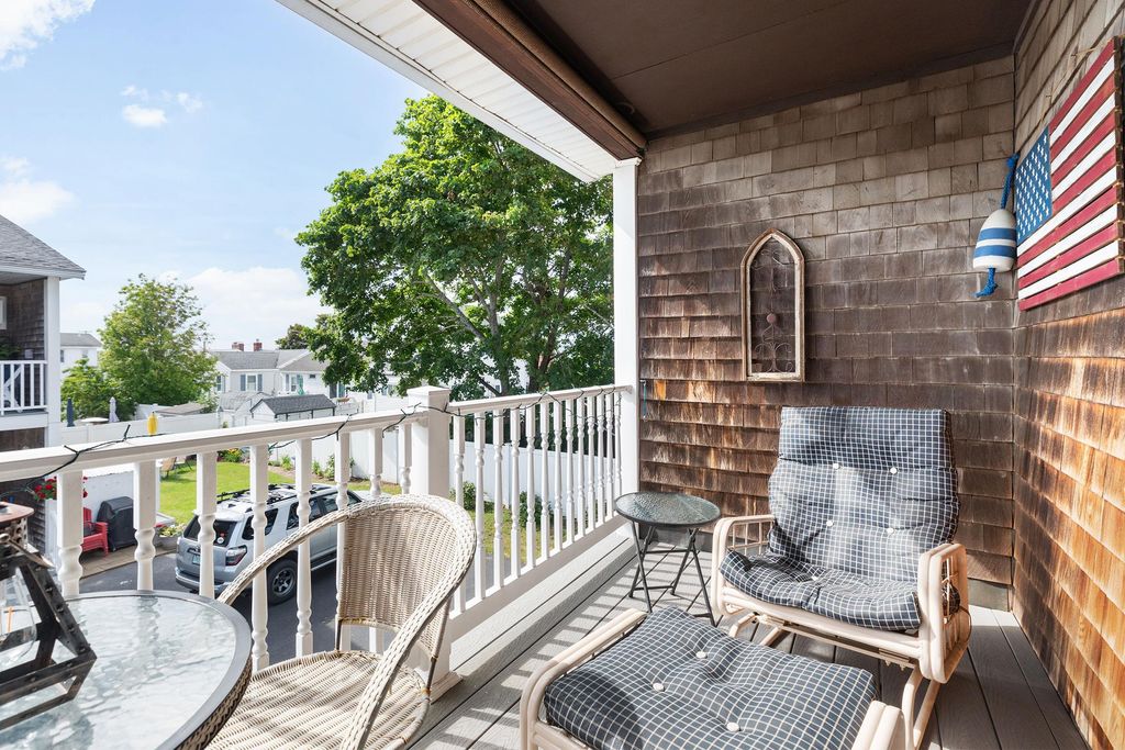 Image 7 of property listing at 14 Fellows Avenue # 2, Hampton, NH 03842