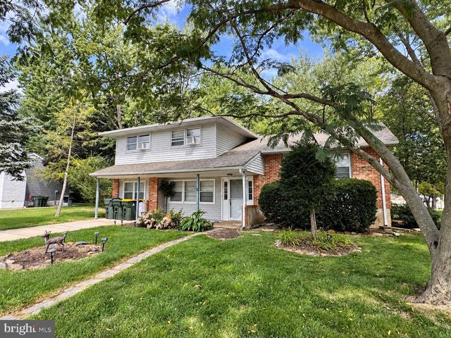 820 LEEDS LN, Newark, DE 19711