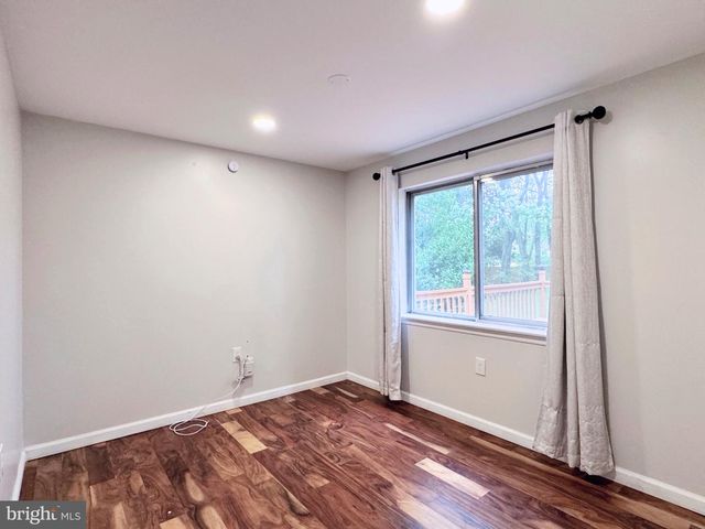 820 LEEDS LN, Newark, DE 19711
